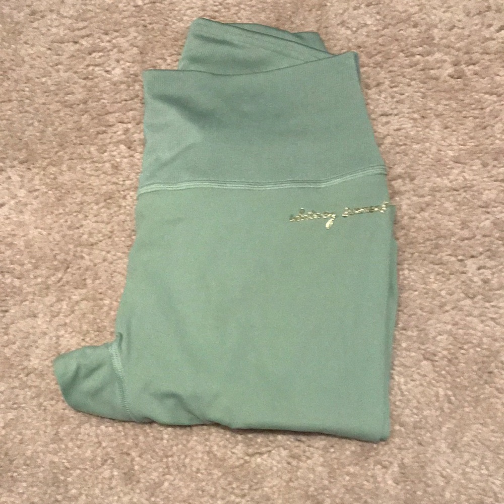 Whitney Simmons gymshark leggings